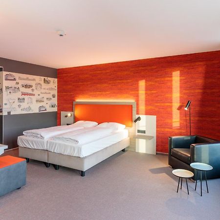 Hotel Am Ruessel Lohfelden エクステリア 写真