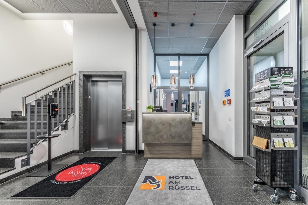 Hotel Am Ruessel Lohfelden エクステリア 写真